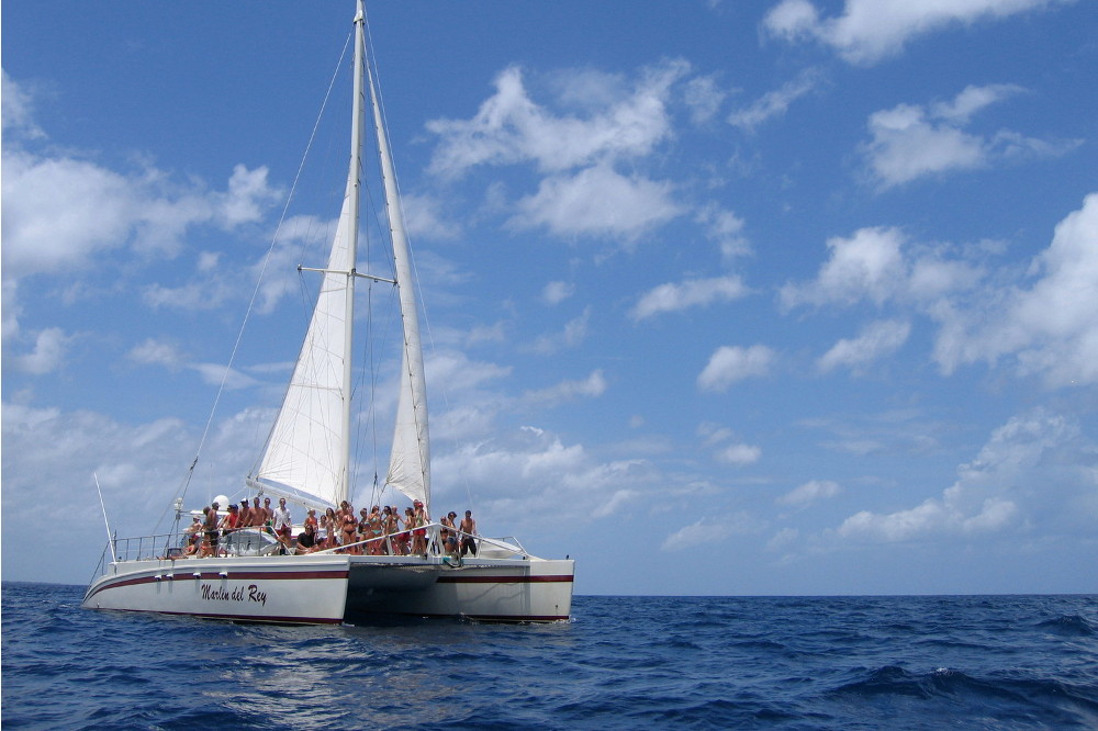 Marlin del Rey Catamaran Cruise Tour - Native's Way Costa Rica - Tamarindo Tours